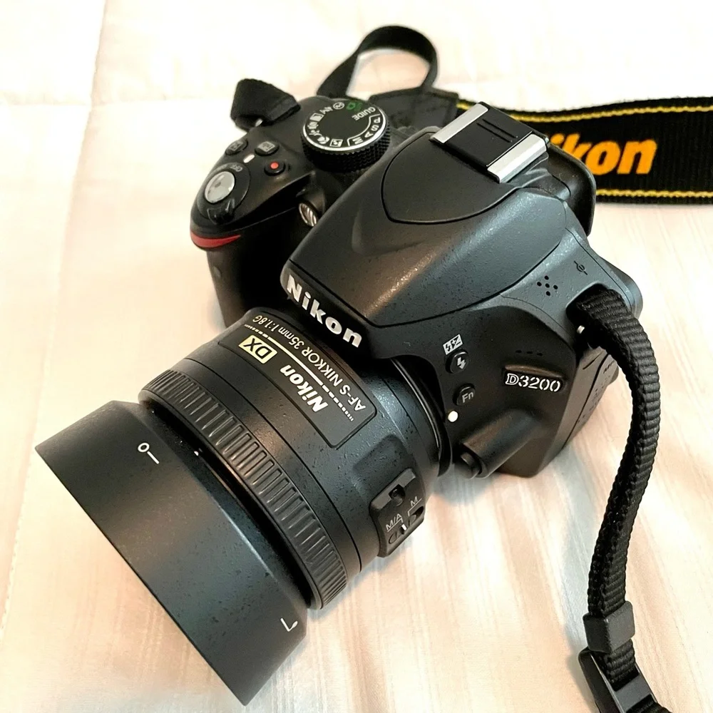 Nikon DSLR Camera & Accessories